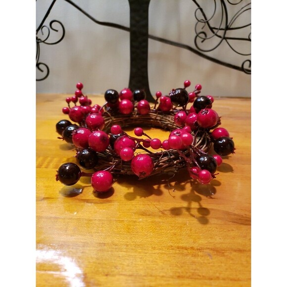 Battery Operated Candle w/Berry Grapevine Ring Timer New In Box - Picture 2 of 6